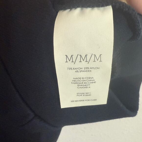 CAbi Navy Blue Leggings Mid Rise Streamlined Pants Size M - Picture 6 of 6